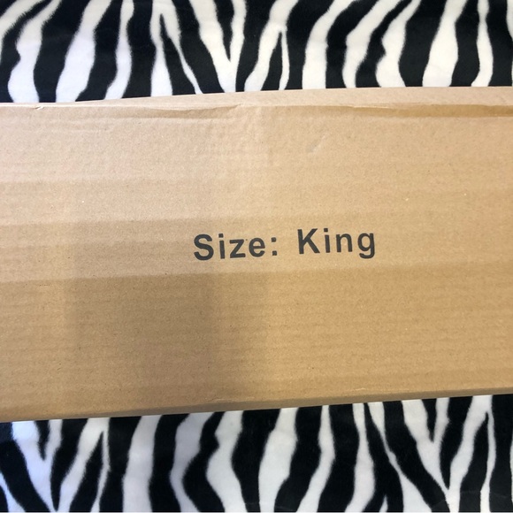 Bluish Grey Comforter Set - King Size - Picture 6 of 8